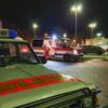 Auf einem Supermarkt-Parkplatz an der Dölauer Straße in Kröllwitz wurde die Einsatzleitung aufgebaut. Von dort koordinierte die DLRG die Suche der Rettungshundestaffel.