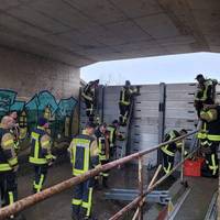 hochwasser_bahnbrücke_angersdorf.jpg ©Bahnunterführung Teich Angersdorf