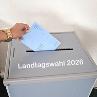 wahlurne_2.png wahlurne_2.png