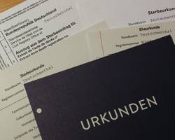 Urkunden-Anforderung