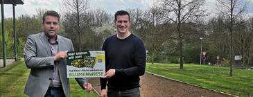 Neu geschaffene Blühwiese an der Gemeindeverwaltung
